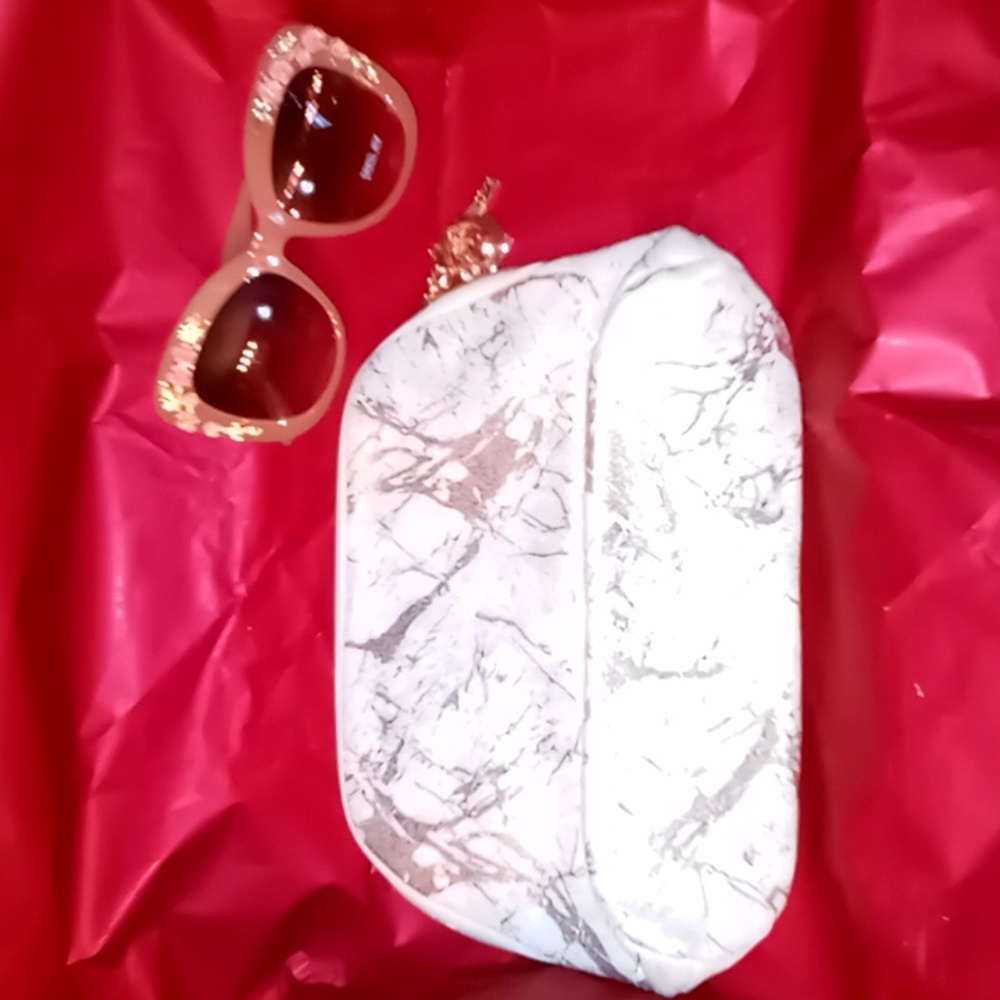 Lancôme Paris Cosmetic Bag